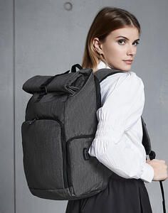 Quadra QD995 - Q-Tech Charge Roll-Top Backpack